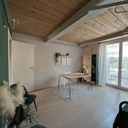 Apartment Relax Silent House *